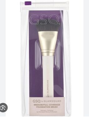GSQ by Glamsquad White & Gold Medium/Full Coverage Foundation Brush
